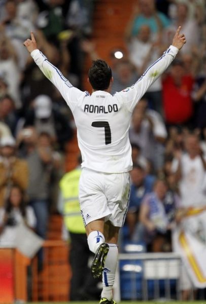 球直塞肋部 球直塞肋部